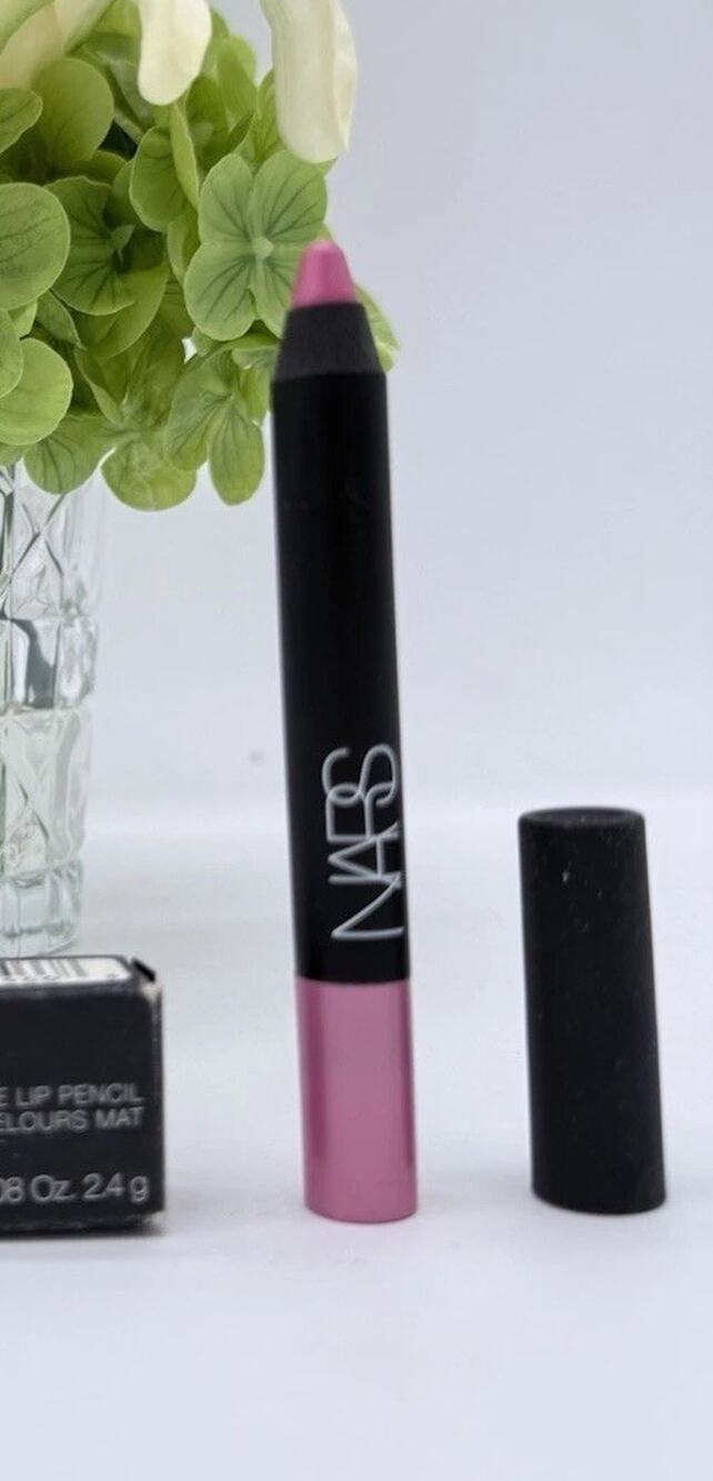 Nars Velvet Matte Lip Pencil Roman Holiday .08oz / 2.4g